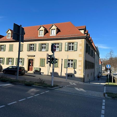 Bella Casa - Business&Family, 100M Zum Konzerteingang Schloss, Parkplatz, Smarttv, Netflix, Waschmaschine, 24H Checkin, 36Qm, Ap 12 Людвігсбург Екстер'єр фото