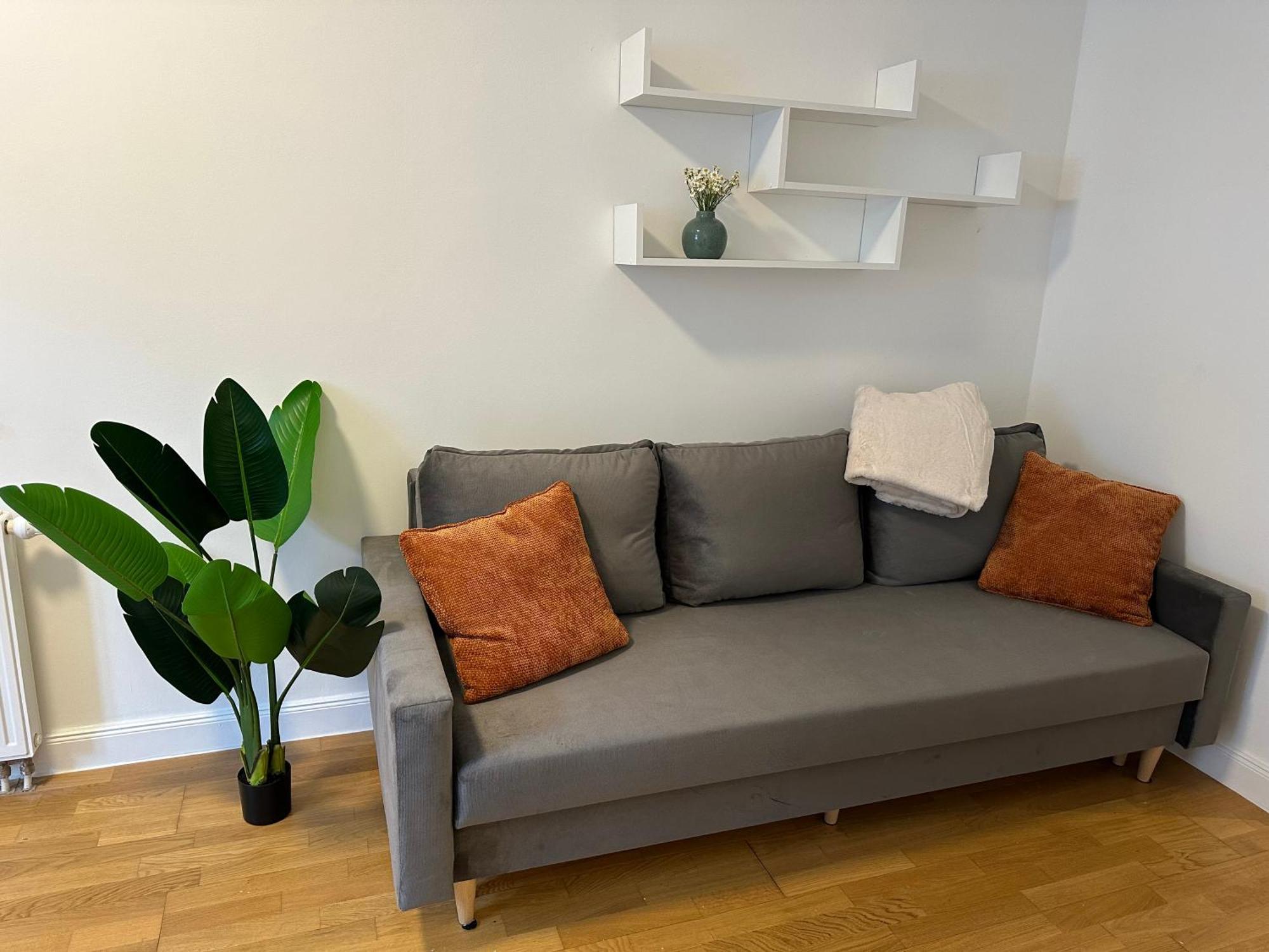 Bella Casa - Business&Family, 100M Zum Konzerteingang Schloss, Parkplatz, Smarttv, Netflix, Waschmaschine, 24H Checkin, 36Qm, Ap 12 Людвігсбург Екстер'єр фото